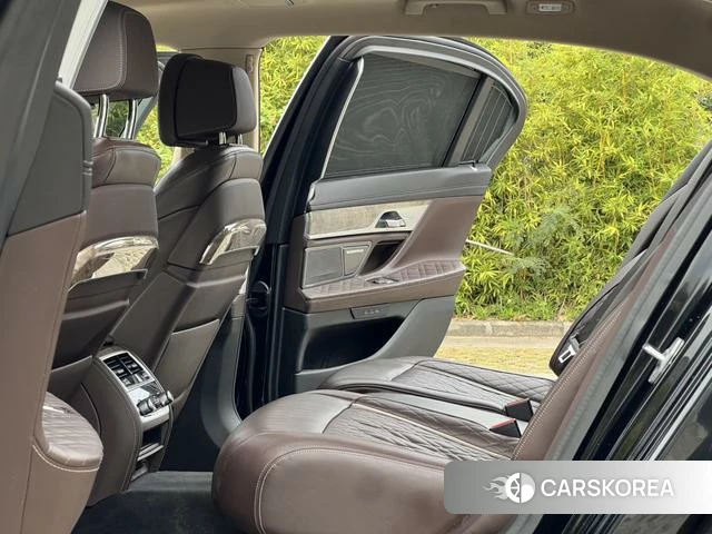 BMW 7 series id 4274719 из Китая 23