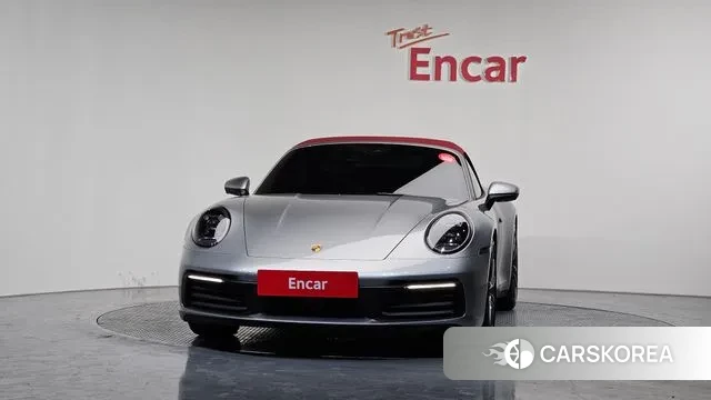 Porsche 911(992) id 3571449 из Кореи 13