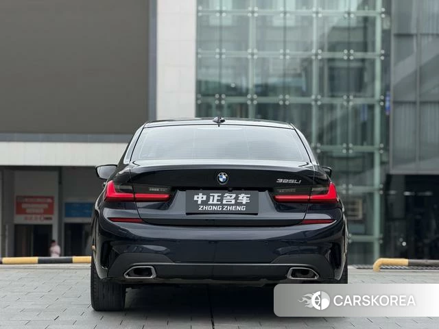 BMW 3 series 2023 Черный из Китая, фото 3