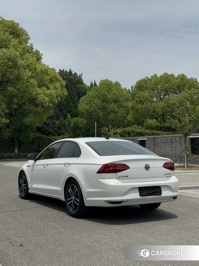 Volkswagen Lingdu 2021 Белый из Китая, фото 3