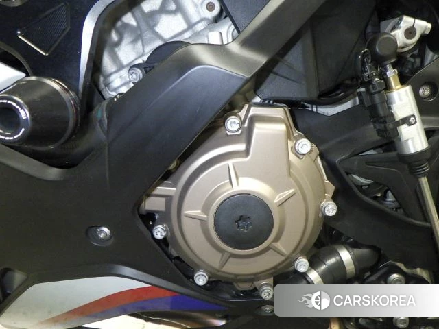 Engine photo