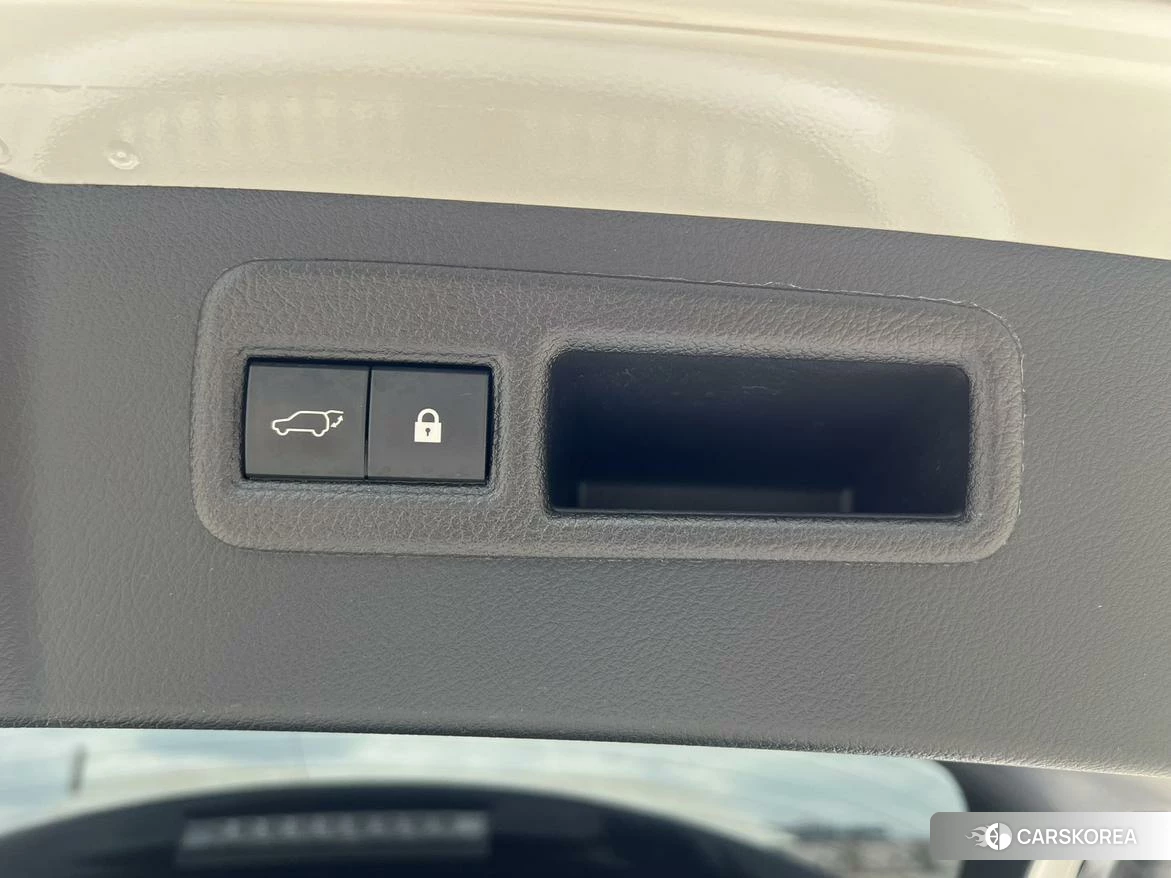 Lexus NX id 4461344 из Китая 17