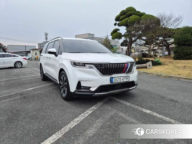 Kia Carnival 4th generation 2023 Белый из Кореи, фото 4