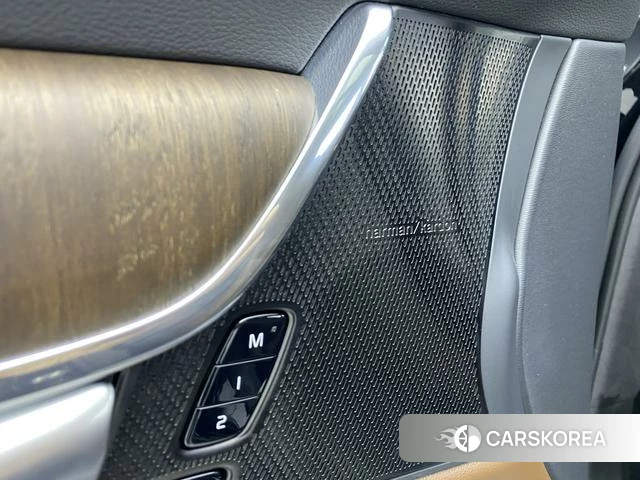 Volvo S90 id 3889972 из Китая 23