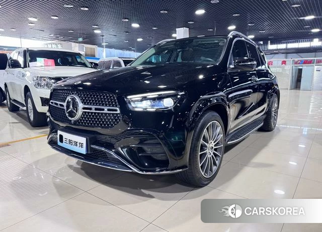 Mercedes-Benz GLE (import) 2024 Черный из Китая, фото 3
