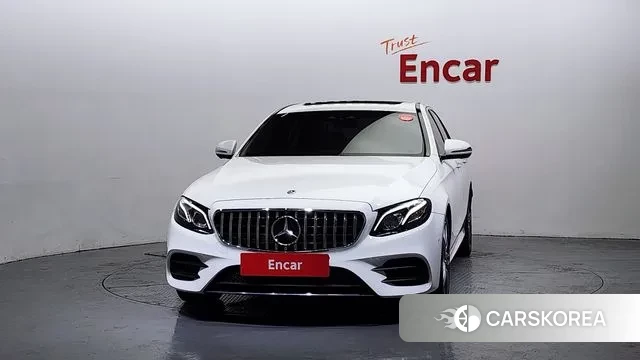 Mercedes-Benz E-Class W213 id 3713929 из Кореи 13