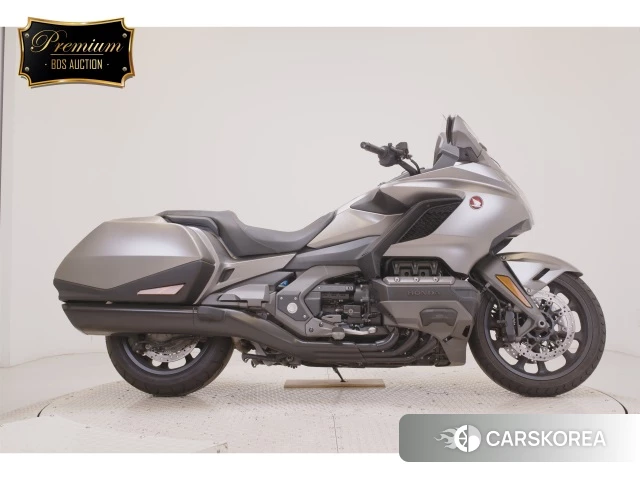 Проданный Honda GL1800 2018 из Японии