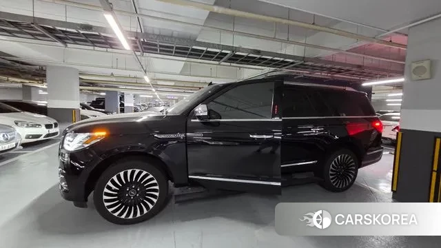 Lincoln Navigator 4th generation 2019 Черный из Кореи, фото 4