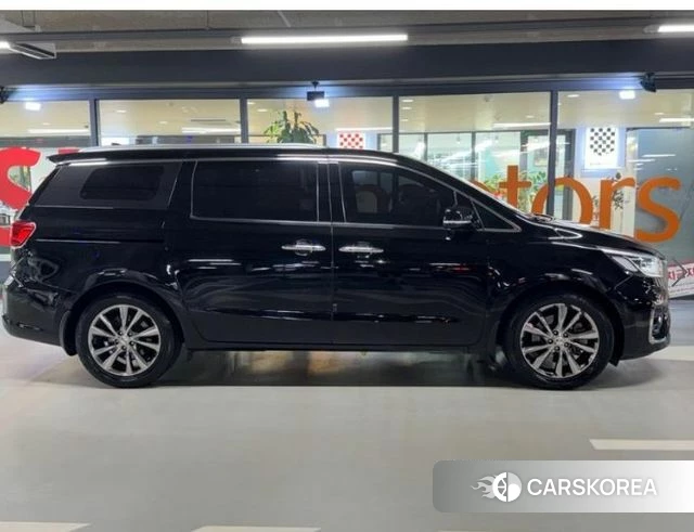 Kia The New Carnival id 4491119 из Кореи 13