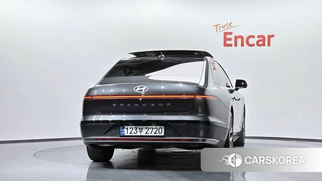 Hyundai Grandeur Hybrid (GN7) id 4549351 из Кореи 23