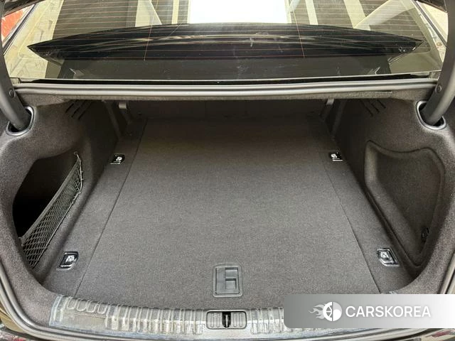 Audi A6L id 4353158 из Китая 9