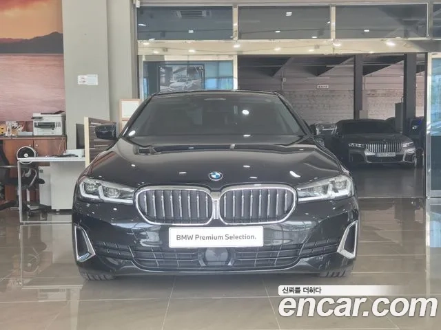 BMW 5 Series (G30) id 2948564 из Кореи 8