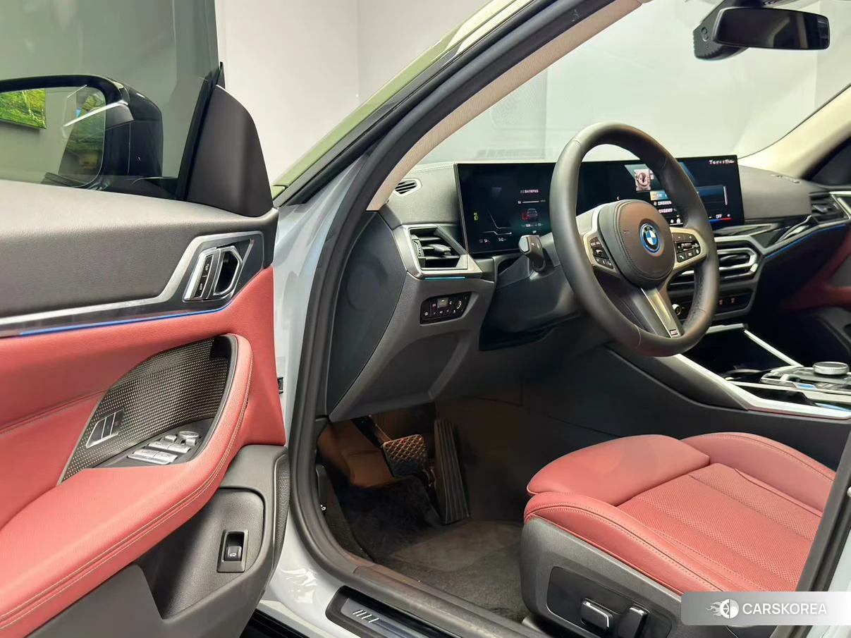 BMW i4 2023 Зеленый из Китая, фото 3