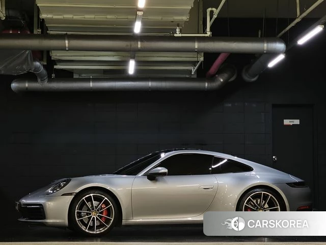 Porsche 911(992) id 4676787 из Кореи 13