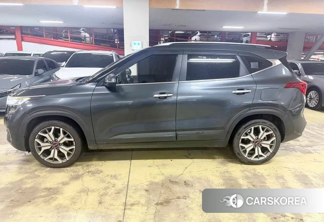 Kia Seltos id 4759703 из Кореи 12