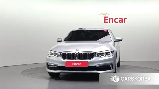 BMW 5 Series (G30) id 3698103 из Кореи 13