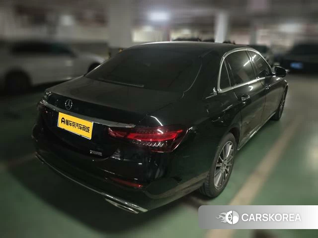 Mercedes-Benz E-class 2022 Черный из Китая, фото 3