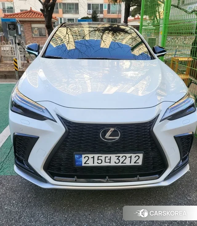 Lexus NX450h + 2nd generation 2024 Белый из Кореи, фото 3