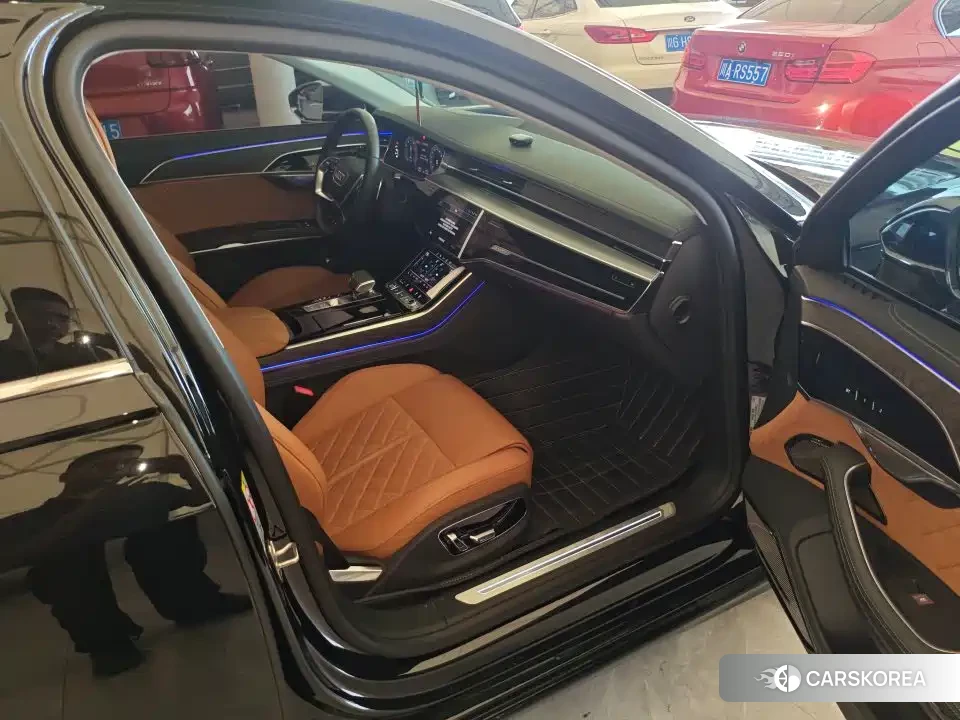 Audi A8 2024 Черный из Китая, фото 3