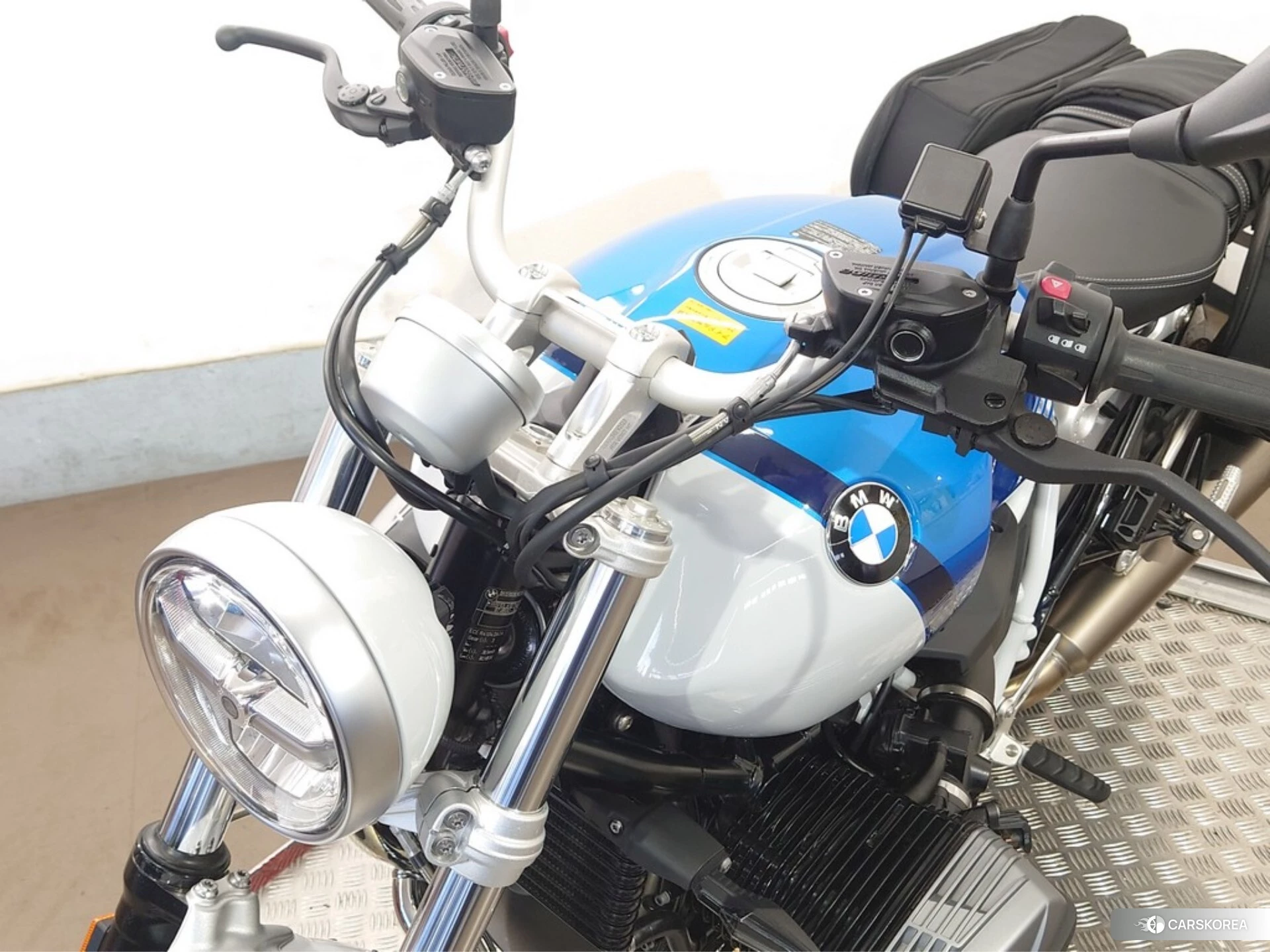 BMW R NINE T PURE id 4191733 из Японии 23
