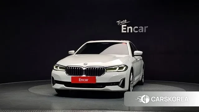 BMW 5 Series (G30) id 3707346 из Кореи 13