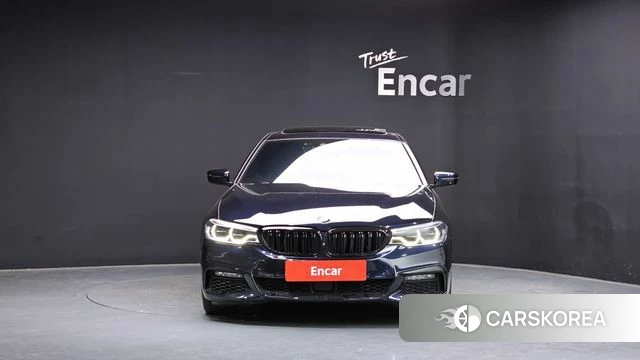 BMW 5 Series (G30) id 4520195 из Кореи 23