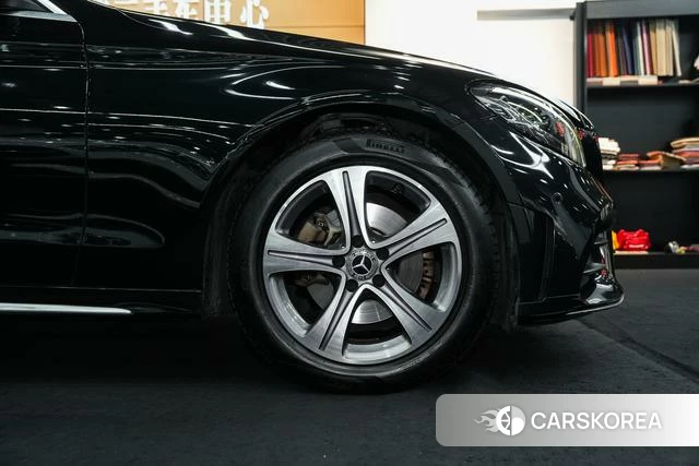 Mercedes-Benz Class C 2021 Зеленый из Китая, фото 6