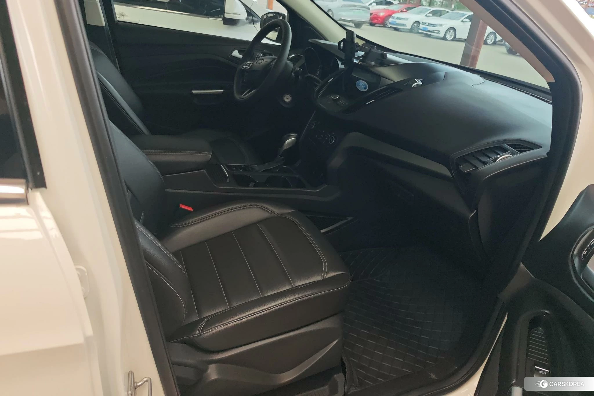 Ford Kuga id 4439917 из Китая 10