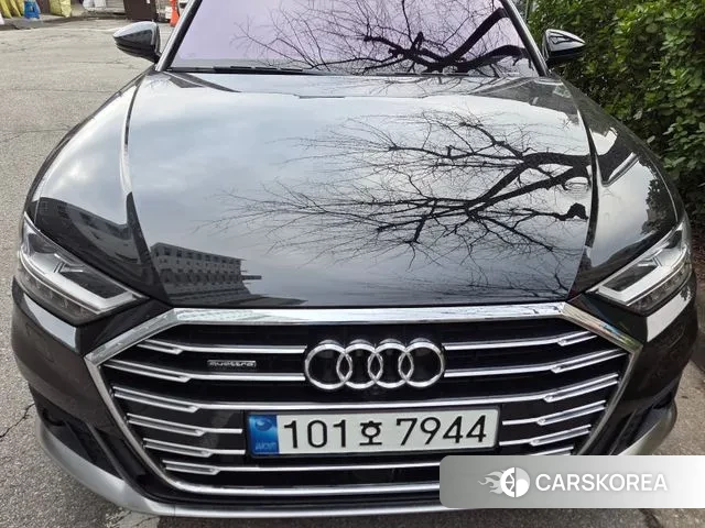 Audi A8 (D5) 2021 Черный из Кореи, фото 3