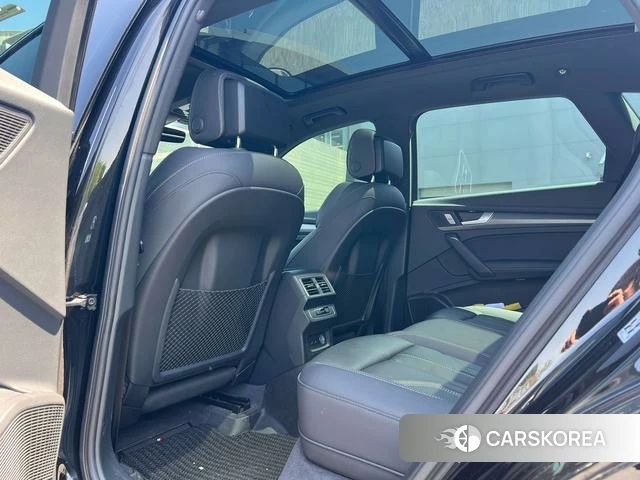 Audi Q5L 2024 Черный из Китая, фото 4