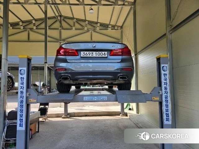 BMW 5 Series (G30) 2020 Серый из Кореи, фото 3