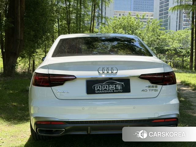 Audi A4L 2023 Белый из Китая, фото 6