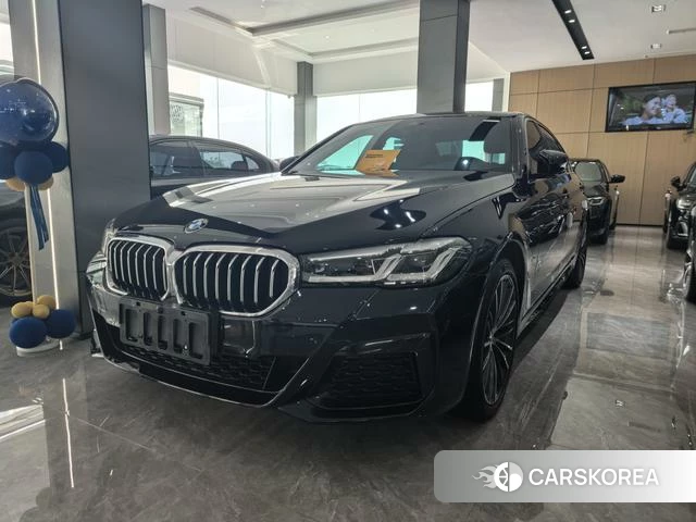 BMW 5 series 2021 Черный из Китая, фото 3