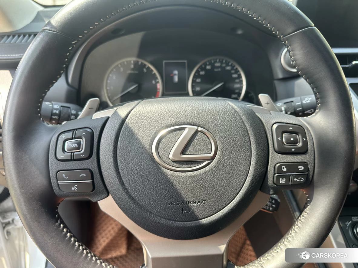 Lexus NX id 4493230 из Китая 9