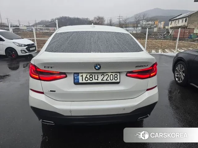 BMW 6 Series GT (G32) 2022 Белый из Кореи, фото 3