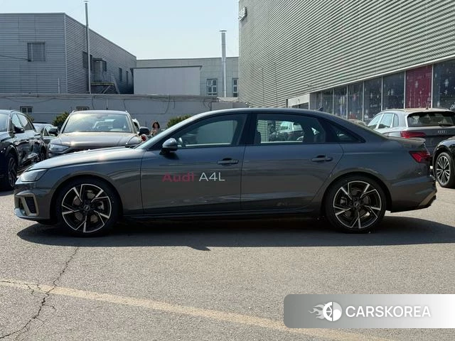 Audi A4L 2024 Темно-серый из Китая, фото 3