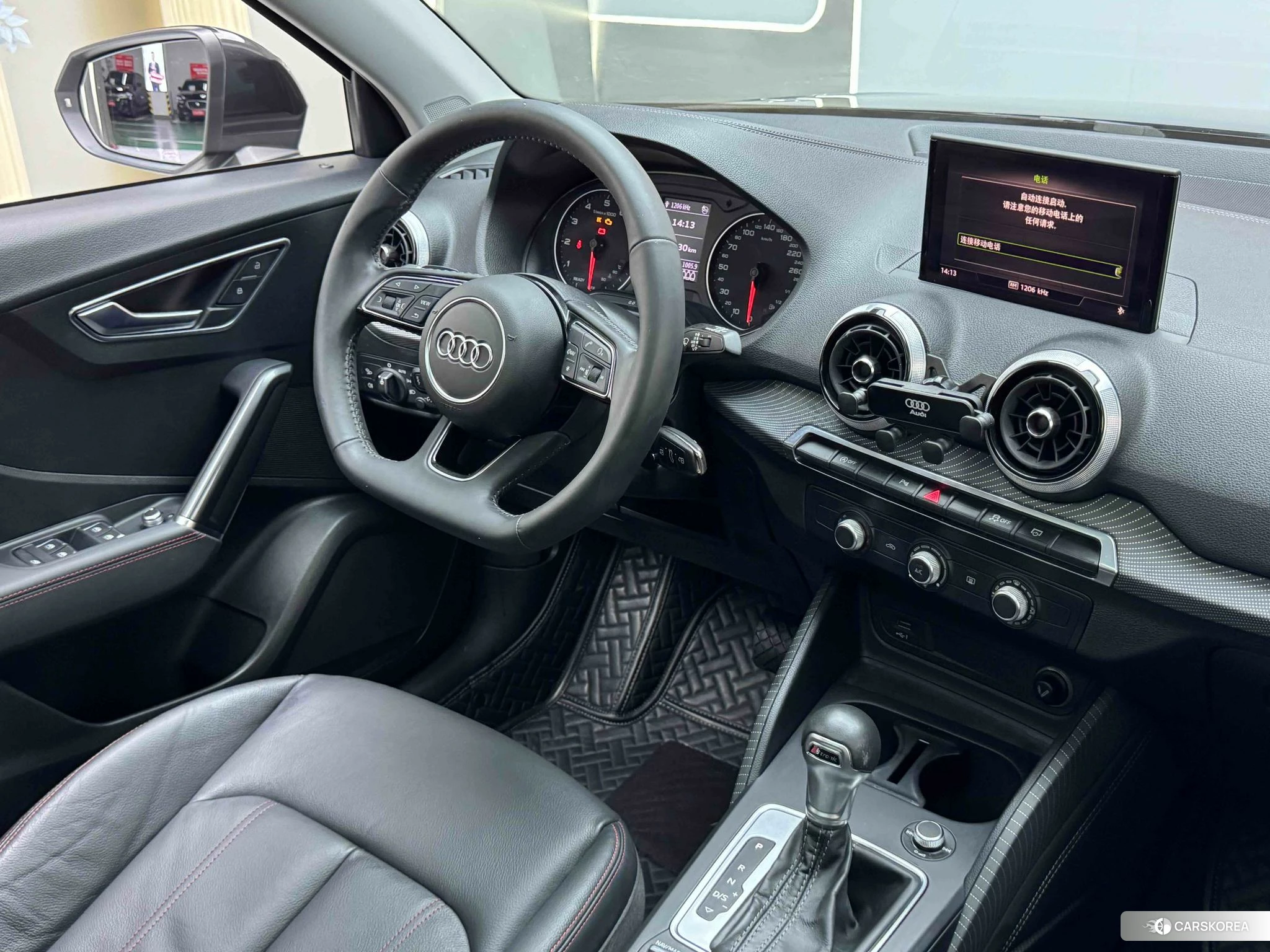 Audi Q2L id 4453771 из Китая 11