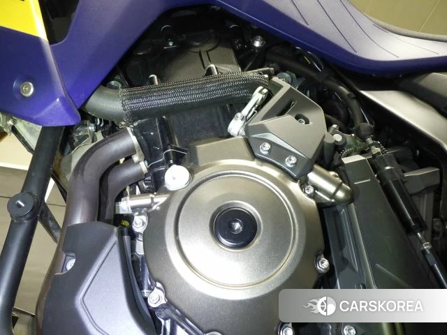 Engine photo