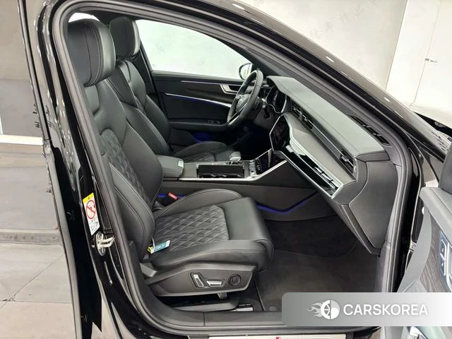 Audi A6L id 4366071 из Китая 23
