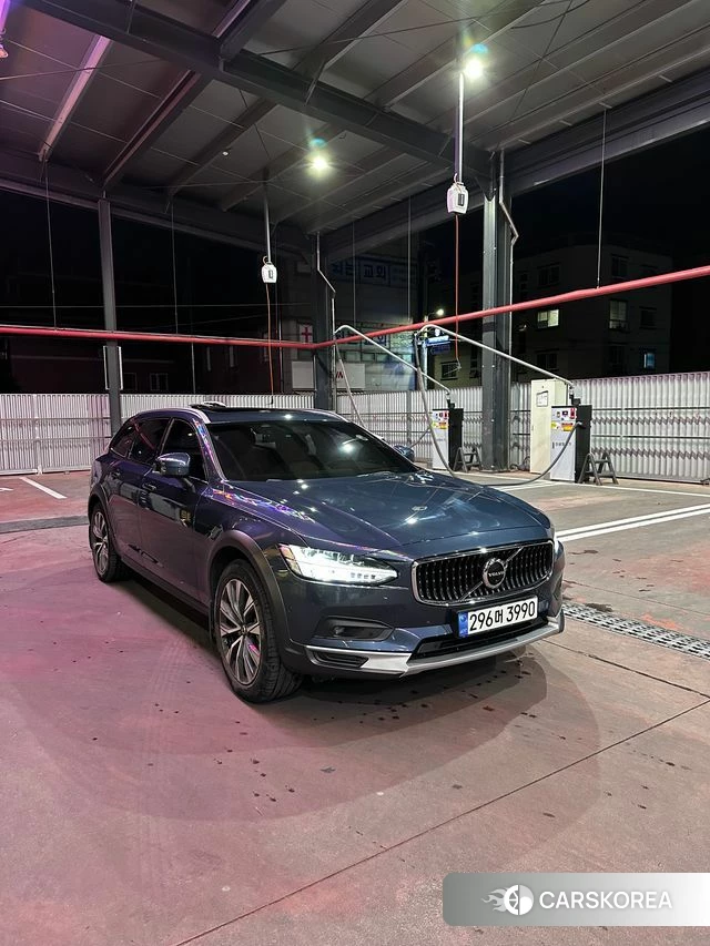 Volvo V90 Cross-Country 2021 Синий из Кореи, фото 3
