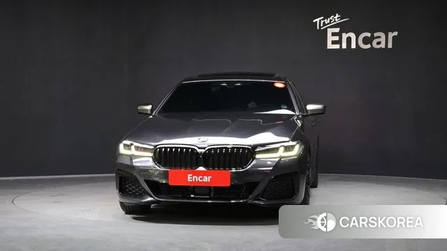 BMW 5 Series (G30) id 3631951 из Кореи 13