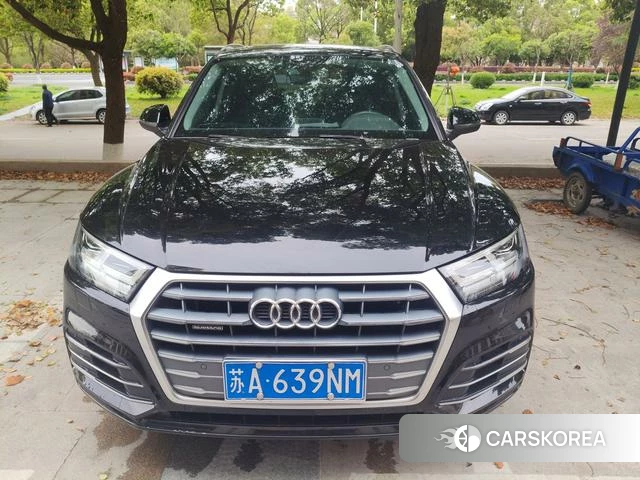 Audi Q5L 2019 Черный из Китая, фото 5