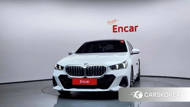 BMW 5 Series (G60) id 4560042 из Кореи 23