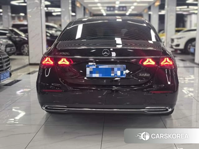 Mercedes-Benz E-class 2024 Черный из Китая, фото 3