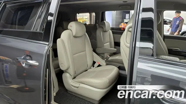 Kia All New Carnival id 2673354 из Кореи 13