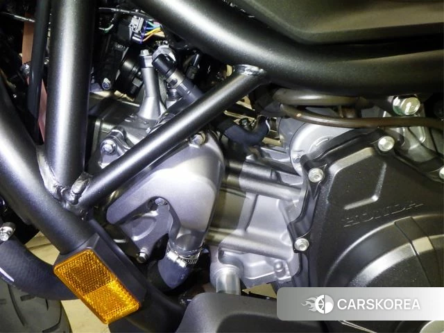 Engine photo