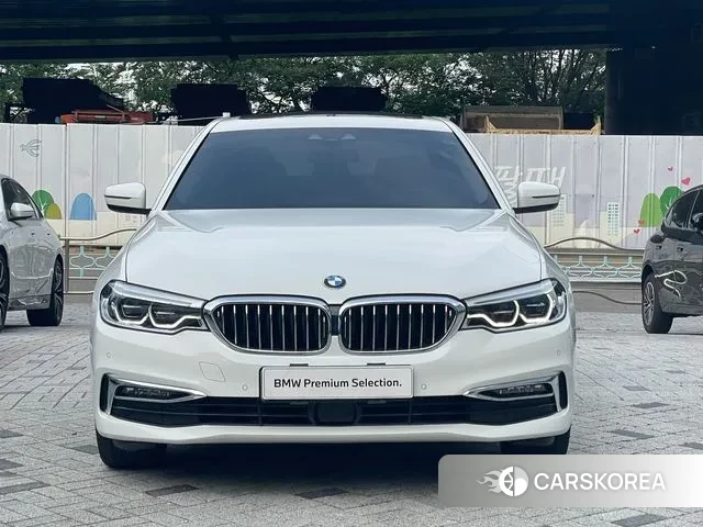 BMW 5 Series (G30) id 3018154 из Кореи 13