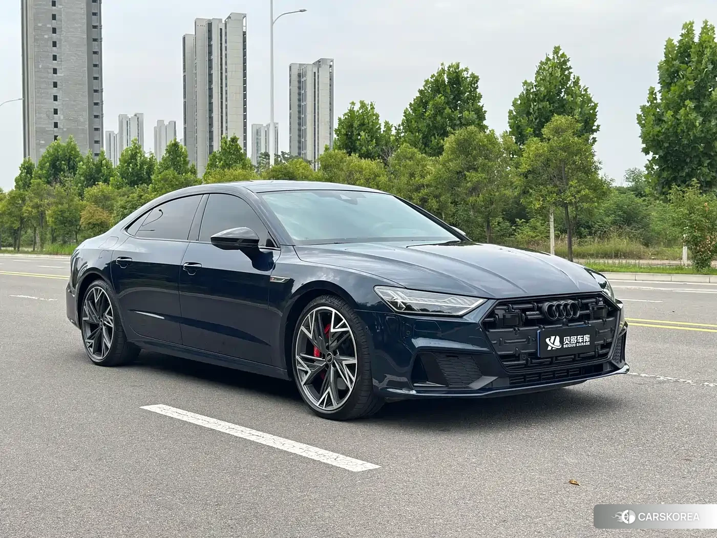 Audi A7L id 4548226 из Китая 10