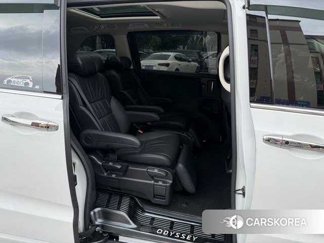 Honda Odyssey id 4276810 из Китая 11
