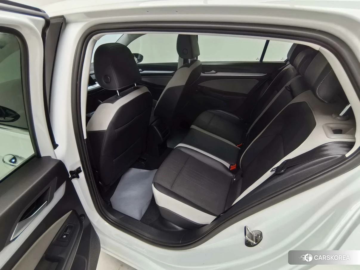 Volkswagen Golf id 4454239 из Китая 11